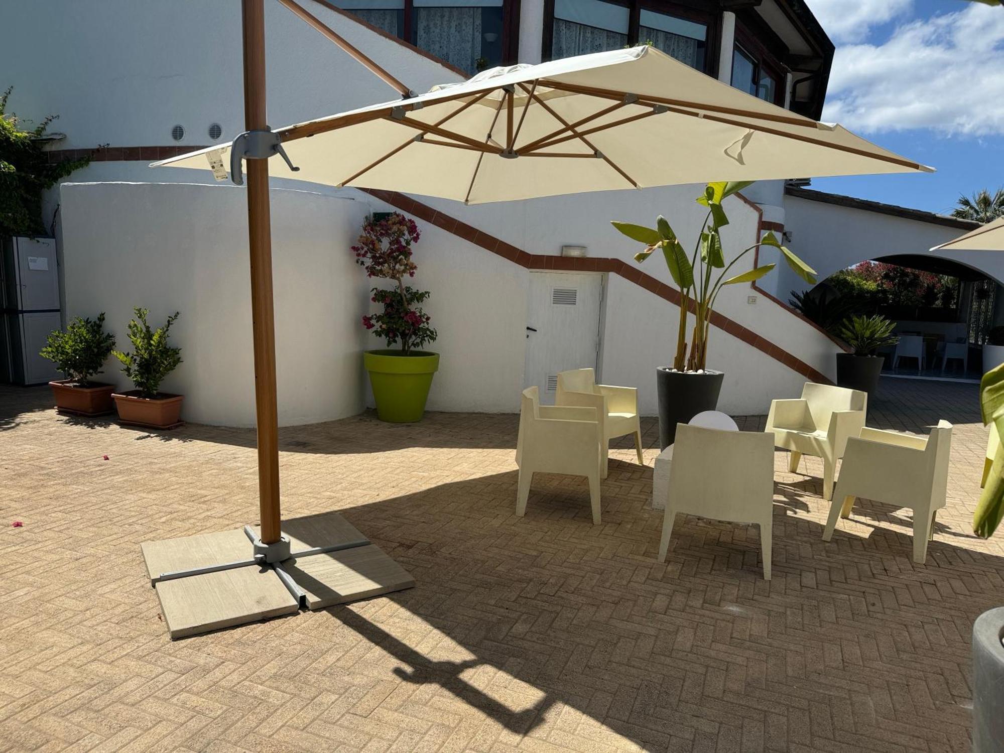 Il Caimano B & B, Con Piscina Dal 13 Luglio Al 31 Agosto Vulcano  Extérieur photo